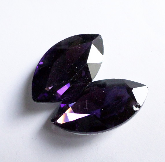 Navette violet - 17x32mm