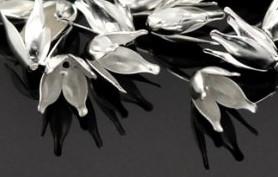 Tulipán alakú gyöngykupak - ezüst